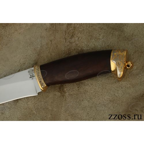 Нож «Мальтийский рыцарь« Н1-П, сталь ЭИ-107, рукоять: золото, орех морёный, резная гарда и тыльник, рисованный клинок в золоте