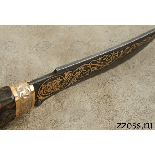 Нож «Башкорт» Н27-П, сталь черный дамаск (У10А-7ХНМ), рукоять: золото, стабилизированная береза, резная гарда, рисованный клинок в золоте